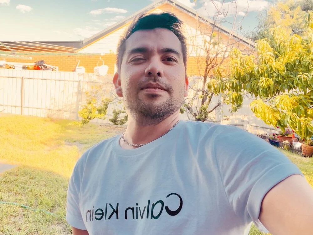 Stelan690 Adlı Modelin Çevrimdışı XXX Sohbeti