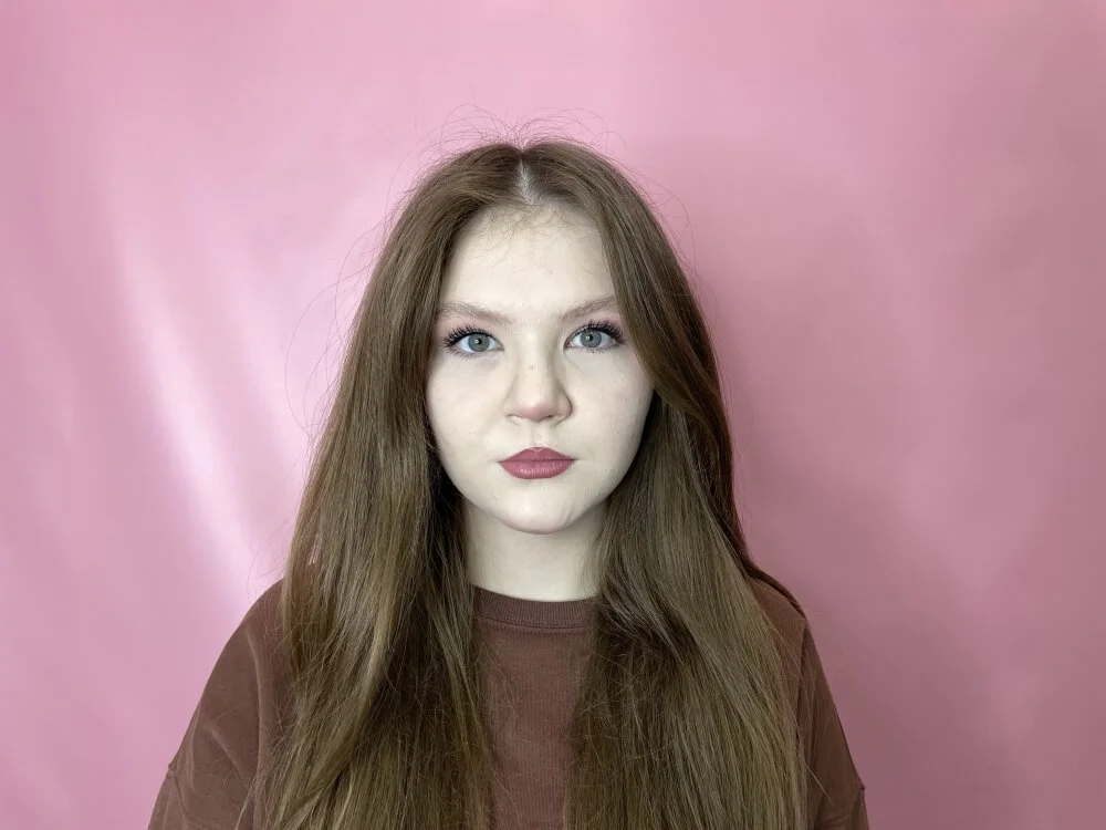 AlyceThoeny Offline XXX Chat