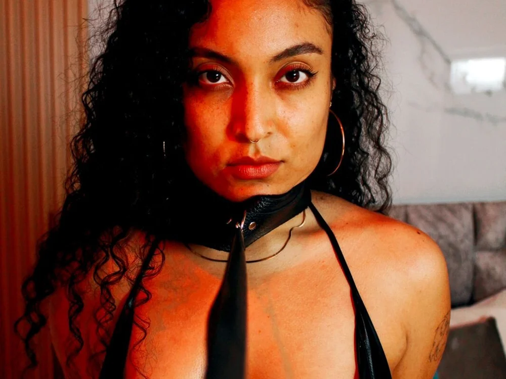 lilith_mistress offline chatrum