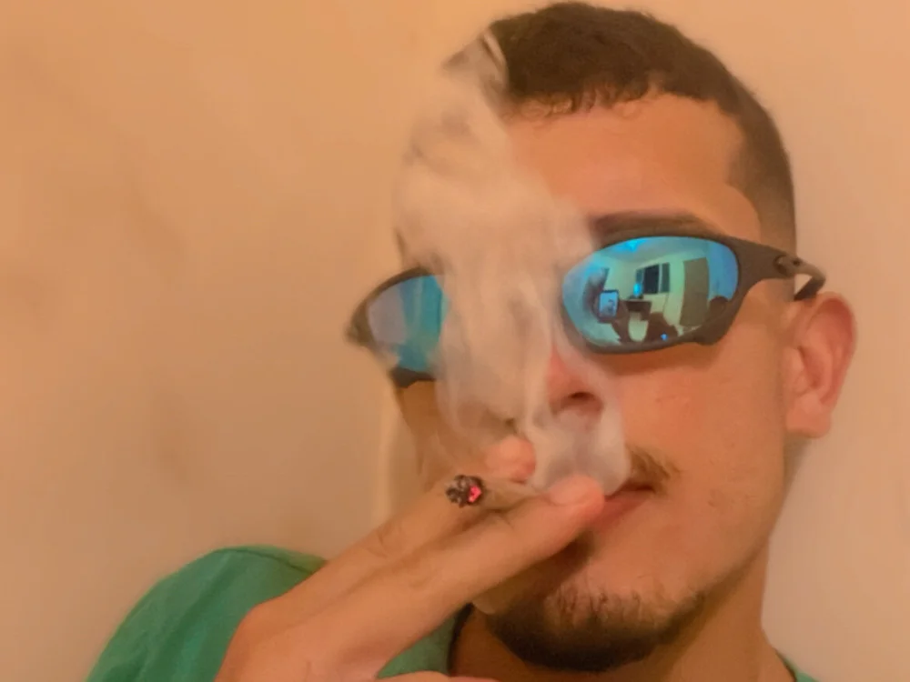 SheikMagro23's Offline Chat Room