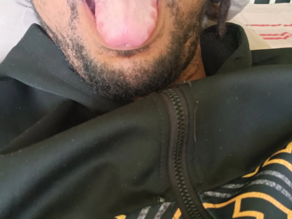 romero115 Offline XXX Chat