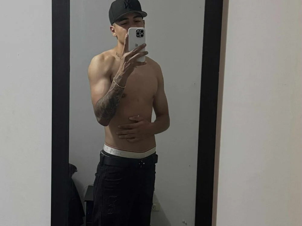 Chatroom XXX hors ligne de santiago_sosa24