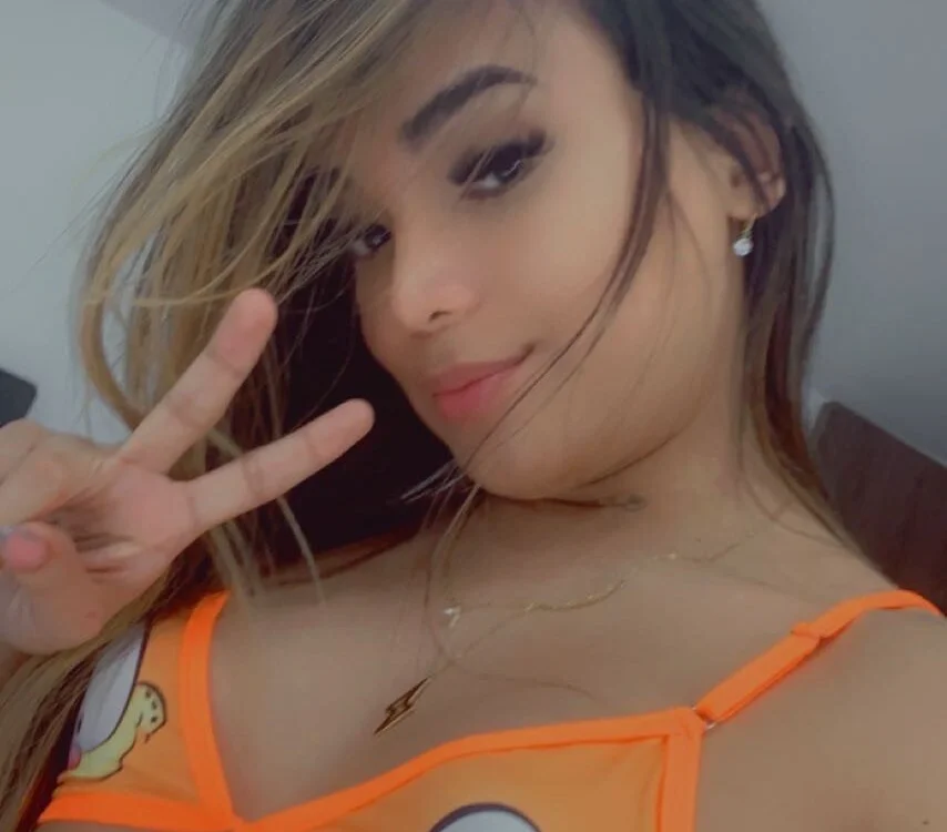 nikky_bela's Offline XXX Chat