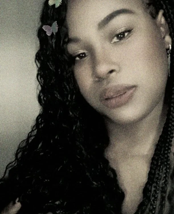 luna_smith20 offline XXX-chatje