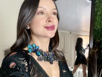 Model Selena_G69
