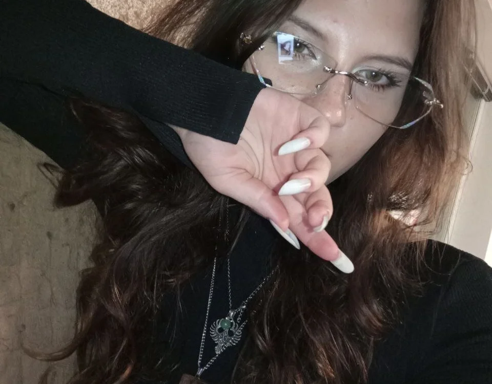 ModestLily: онлайн-секс-чат