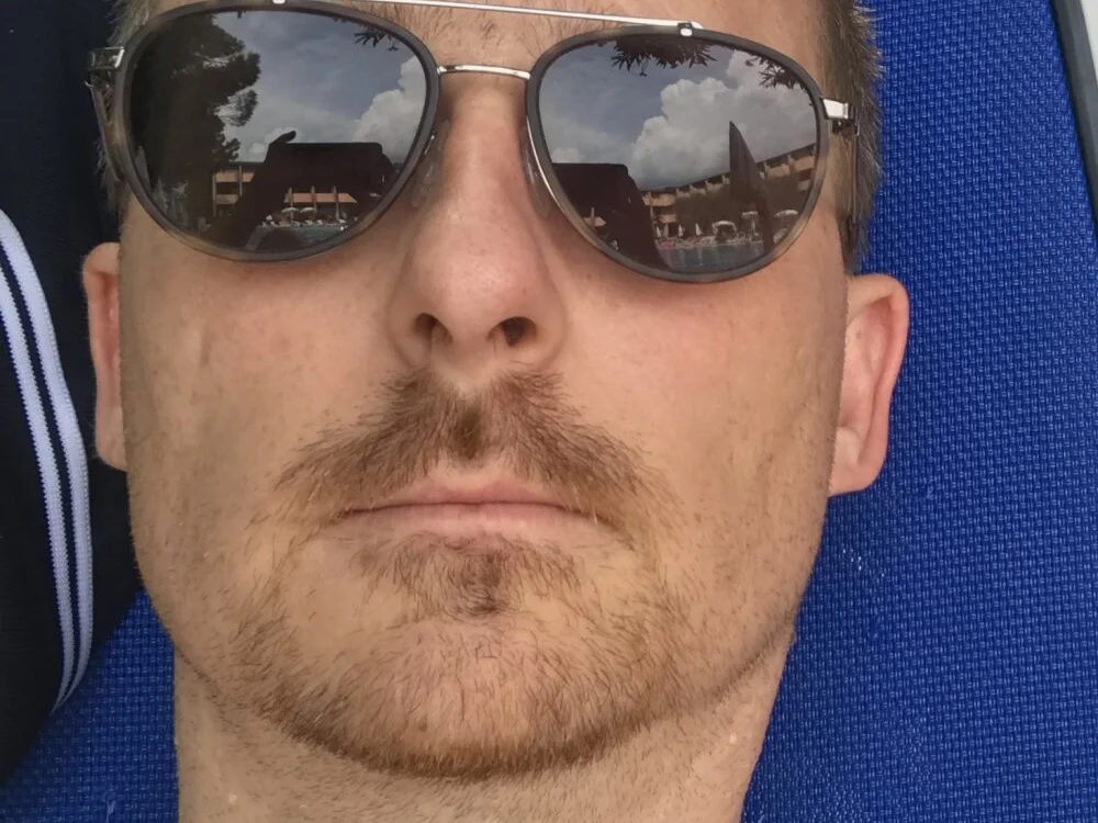 Tosser2021@xh Offline XXX-Chat