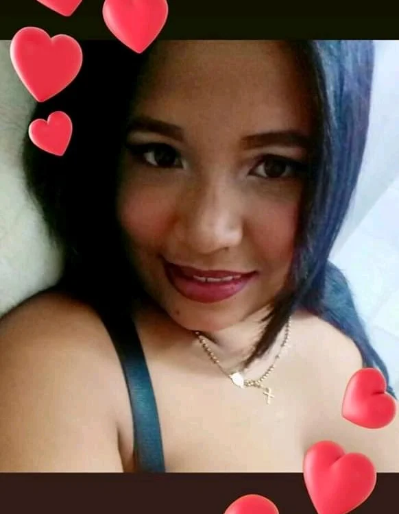 Melissa-Hot Chat XXX offline