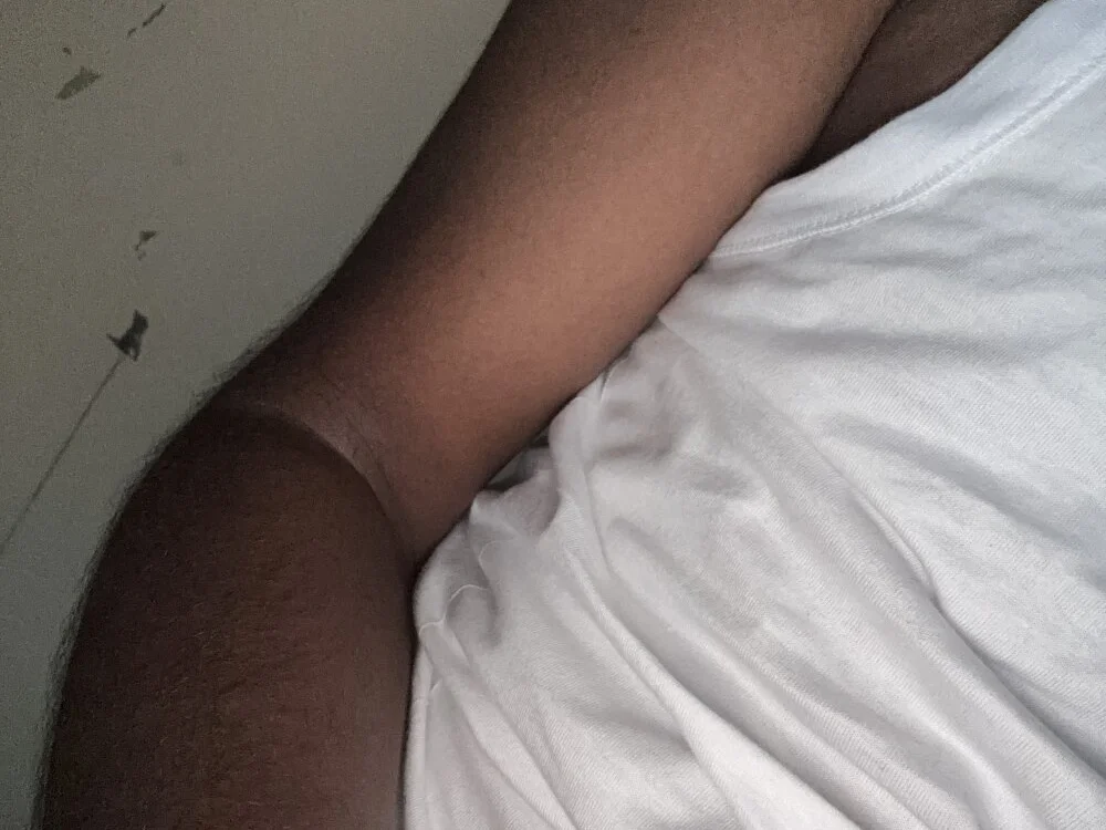 pussy_hunter0 Adlı Modelin Çevrimdışı XXX Sohbeti