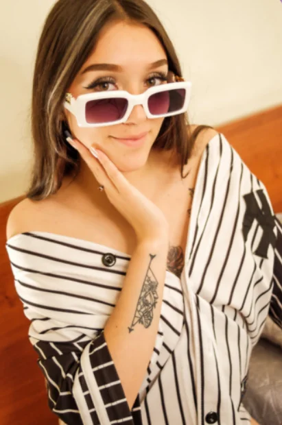 Miaa_Tyler's Offline XXX Chat