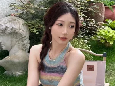 ZZ00033S Offline XXX-chat