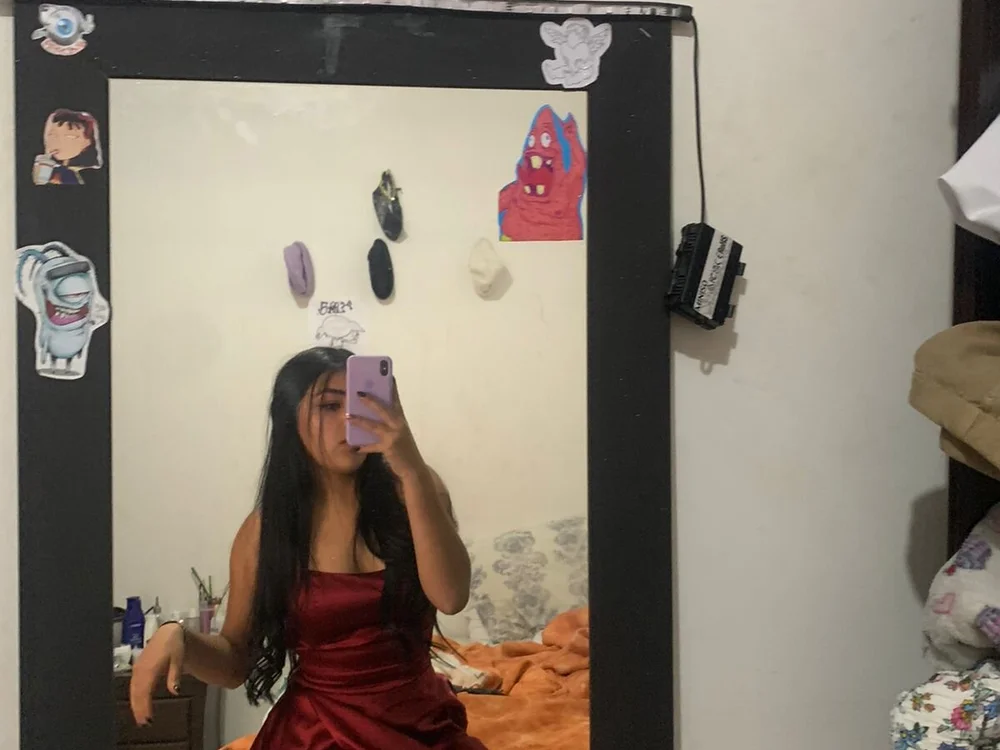 Saray_pinkk's Offline XXX Chat