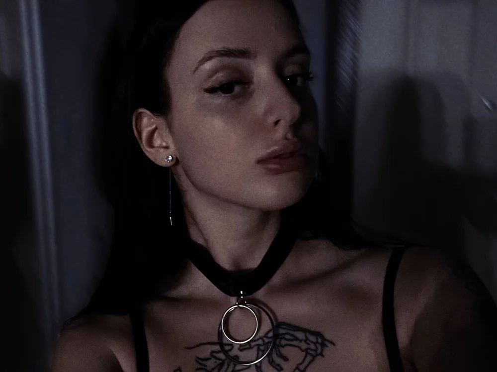 sofia_tattoo_'s Offline XXX Chat