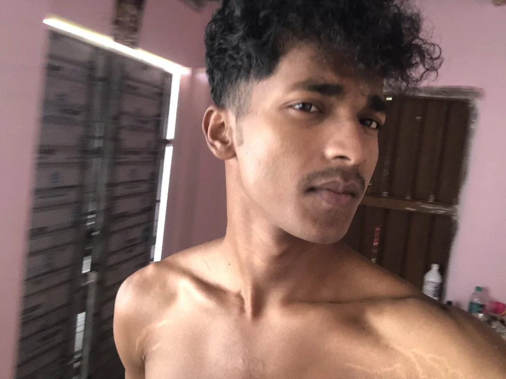 Koushik402 offline chatrum