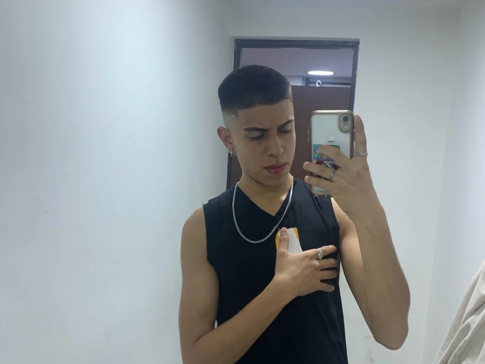 Офлайн-чат XXX motomotoboy