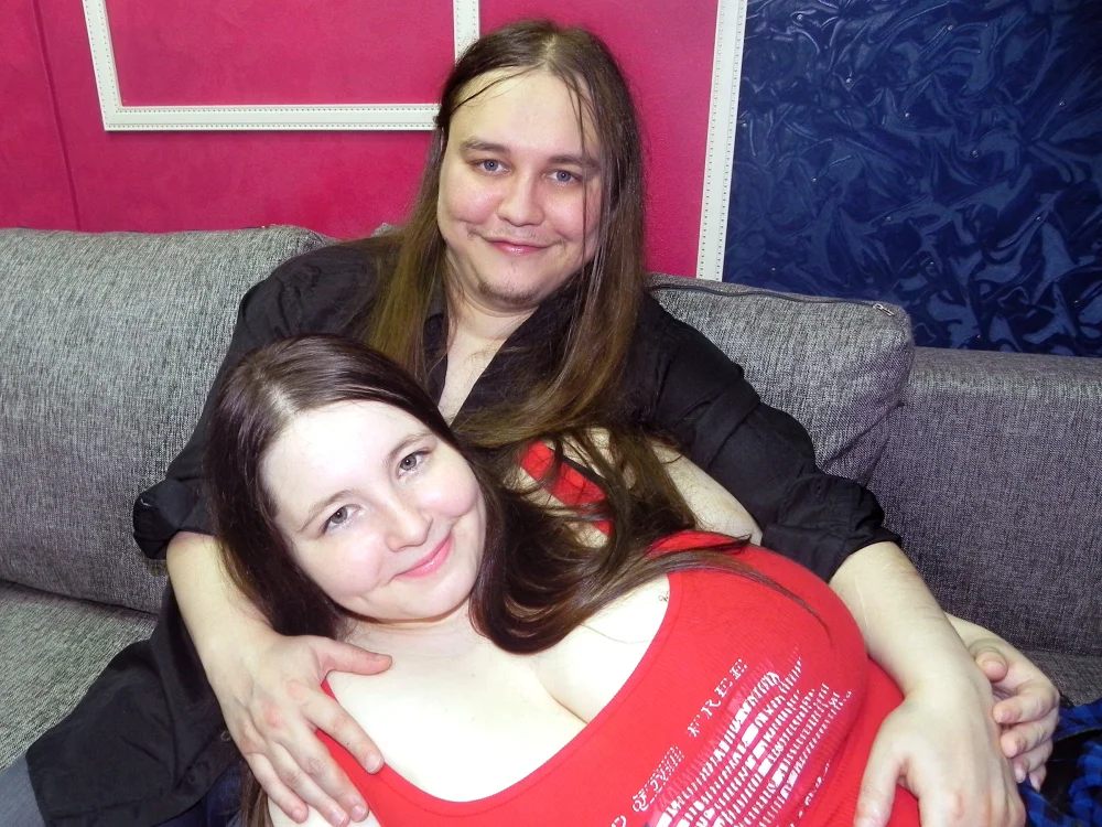 JamesMona's Offline Chat Room