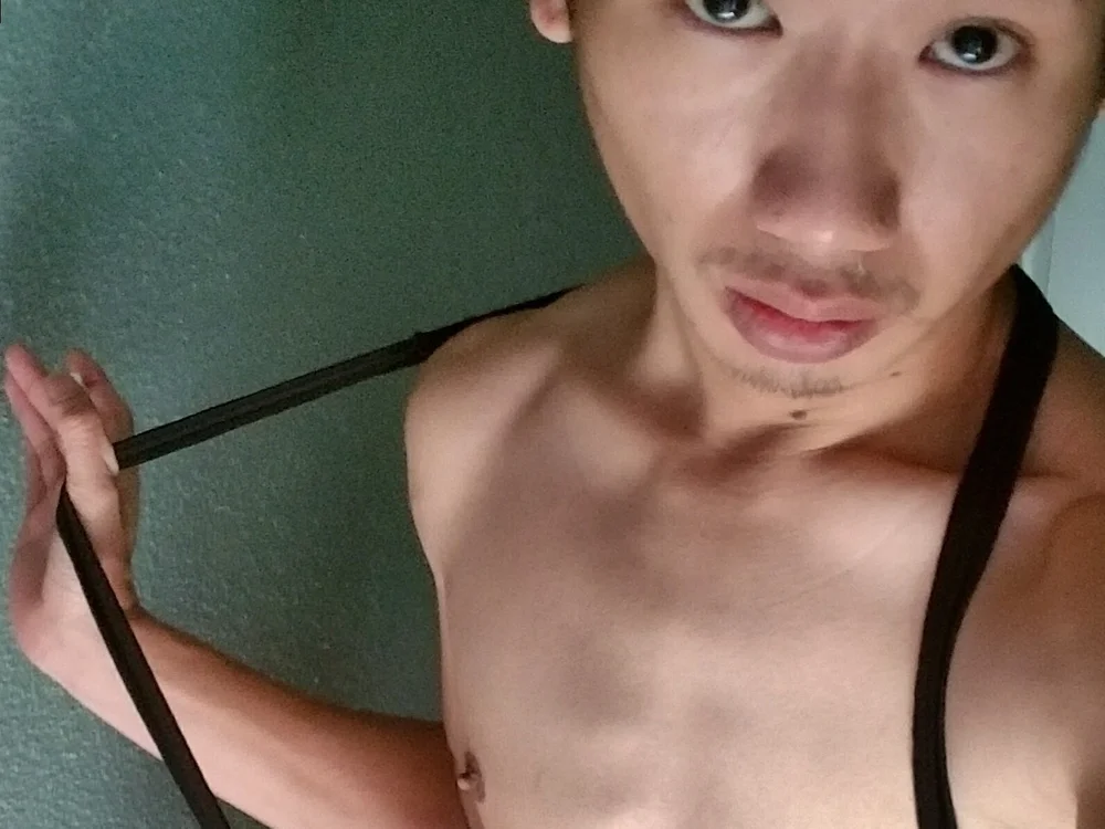 Hornyt20's Offline XXX Chat