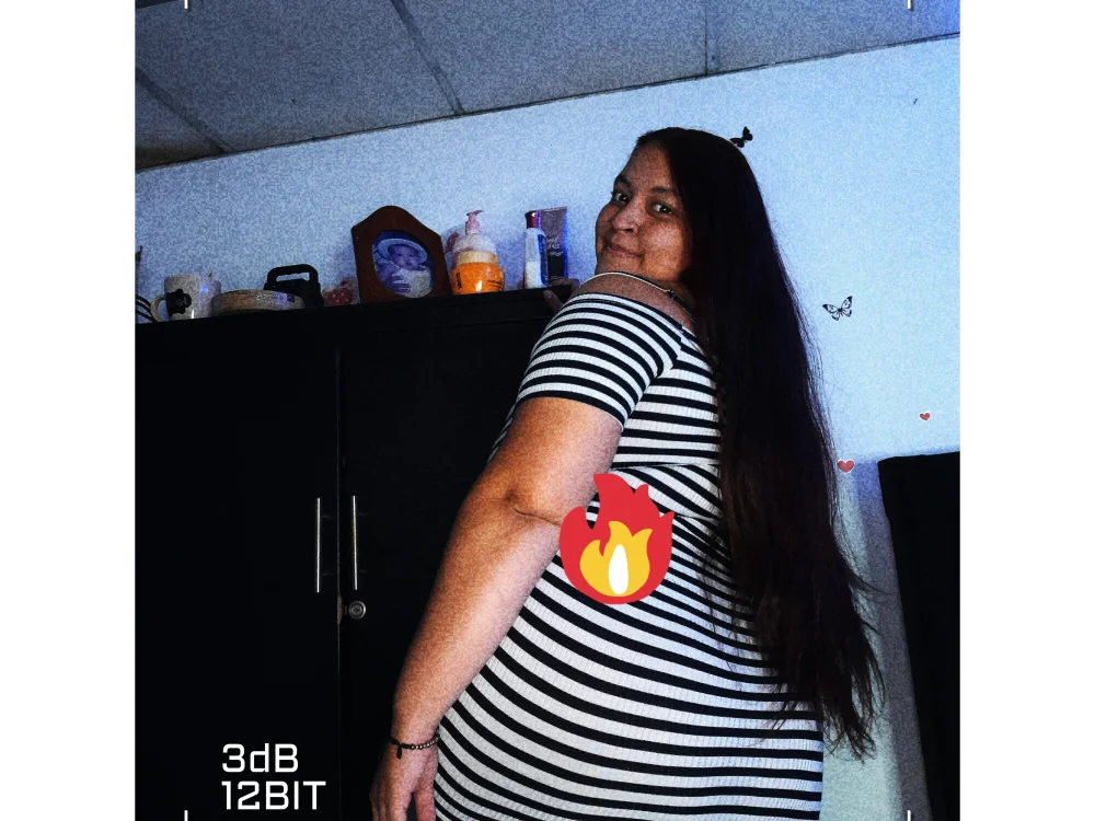 RacheLl_solcher's Offline XXX Chat