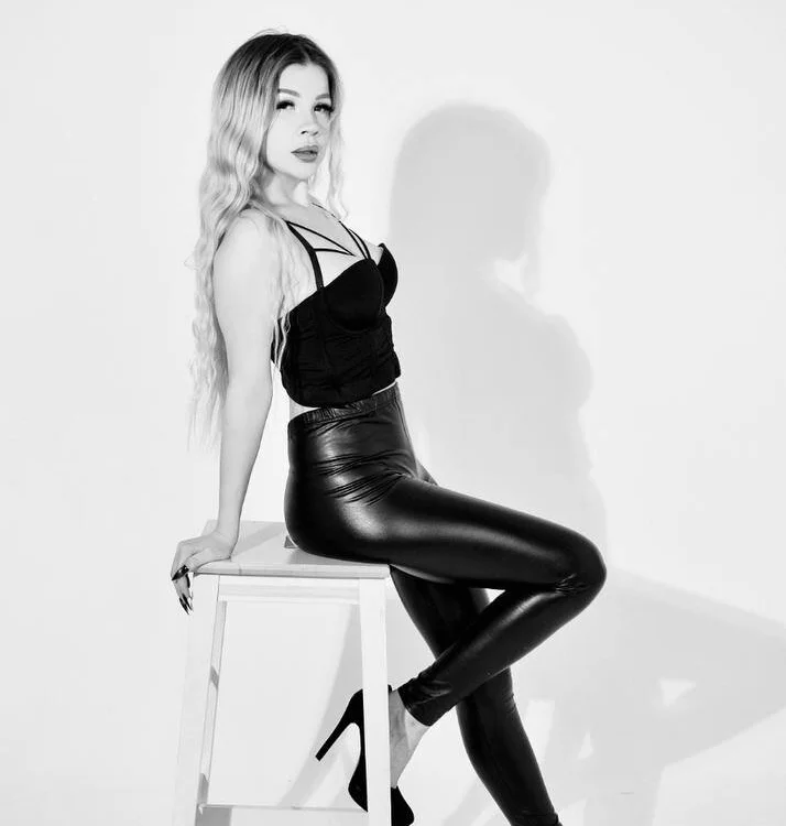ShelleyBunte's Offline XXX Chat