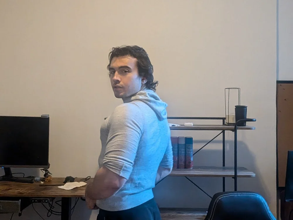 adancing's Offline Chat Room