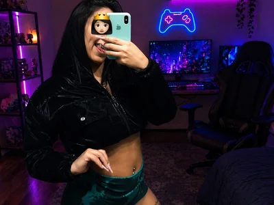 Profile of Mia_melanox