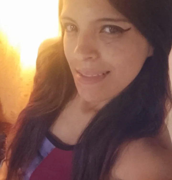 halaya_'s Offline Chat Room
