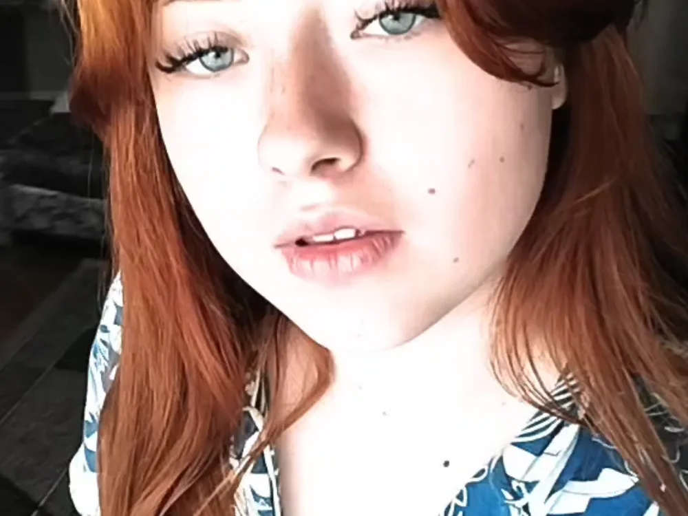 avy_sweet19's Offline Chat Room
