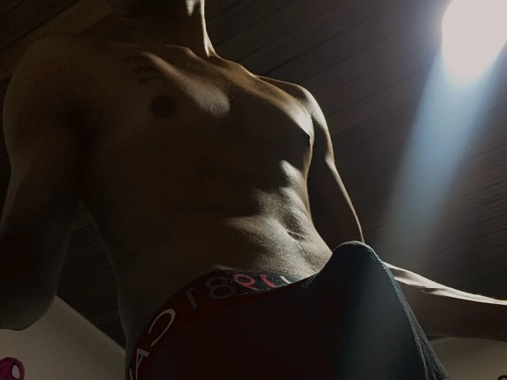 ห้องแชทออฟไลน์ของ Golden_boy_03