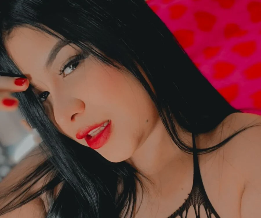 PAOLASEXYDIRTY's Offline Chat Room