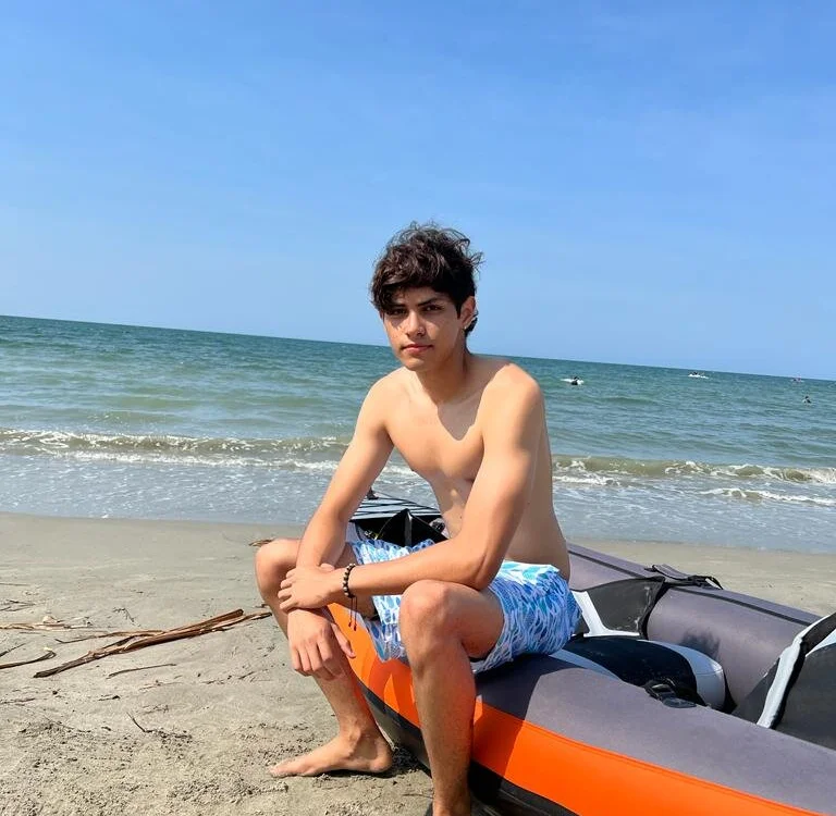 دردشة TylerLions الجنسية دون اتصال