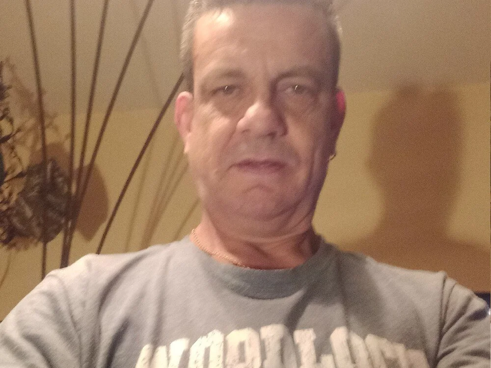 mrdilligaf666 offline chatrum