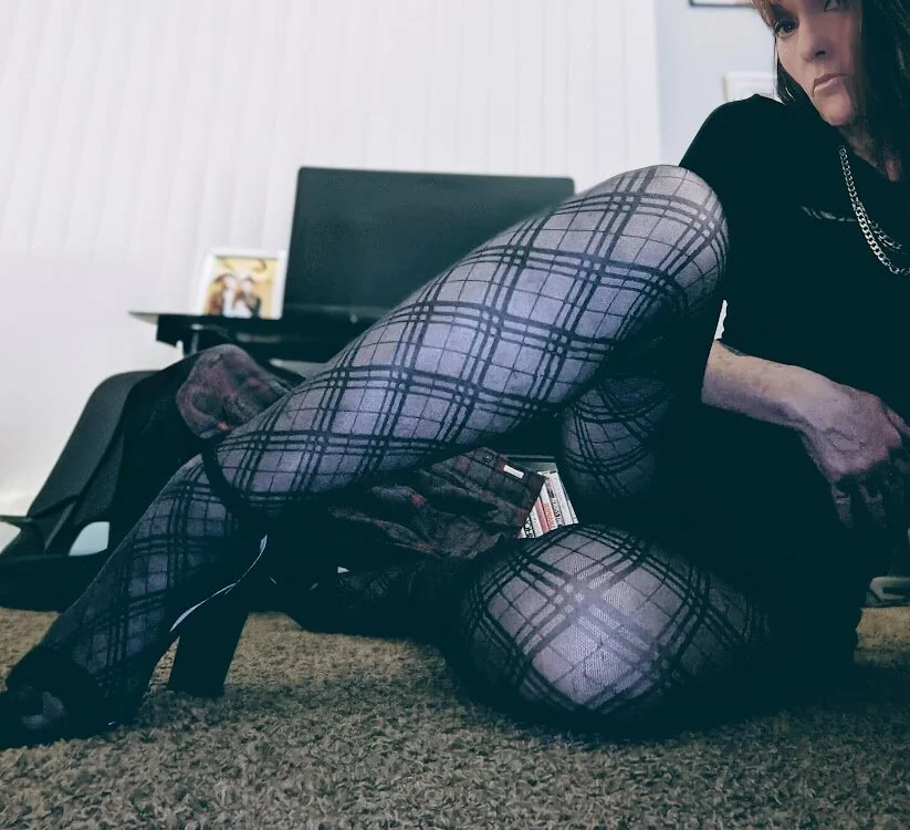 bonafidebowdown's Offline Chat Room