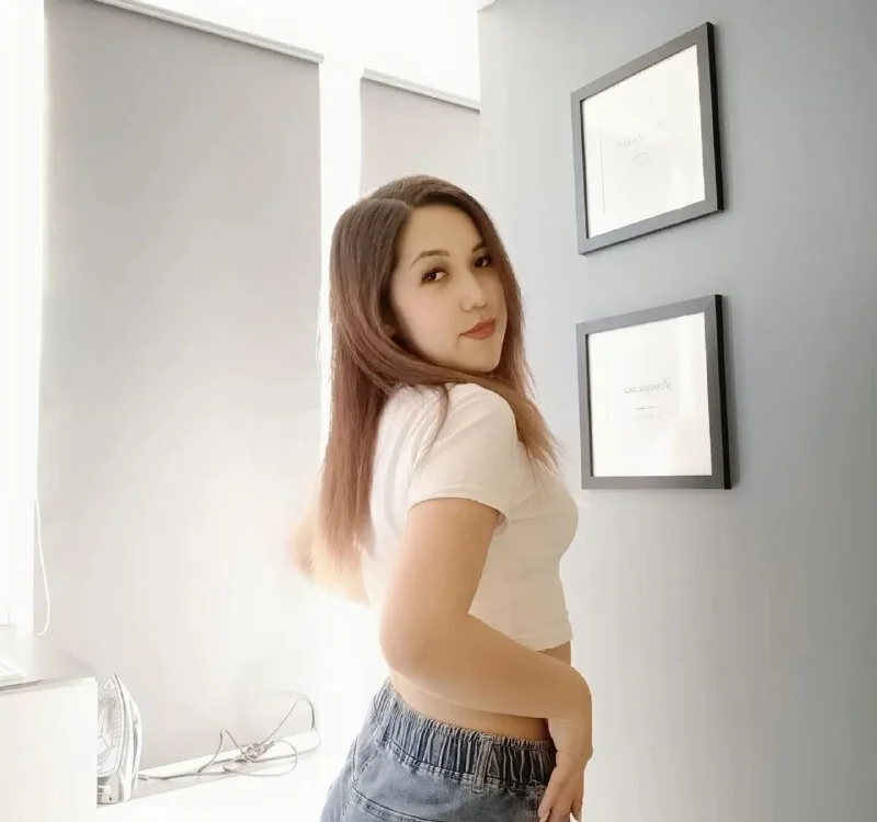 cream_raspberry's Offline Chat Room