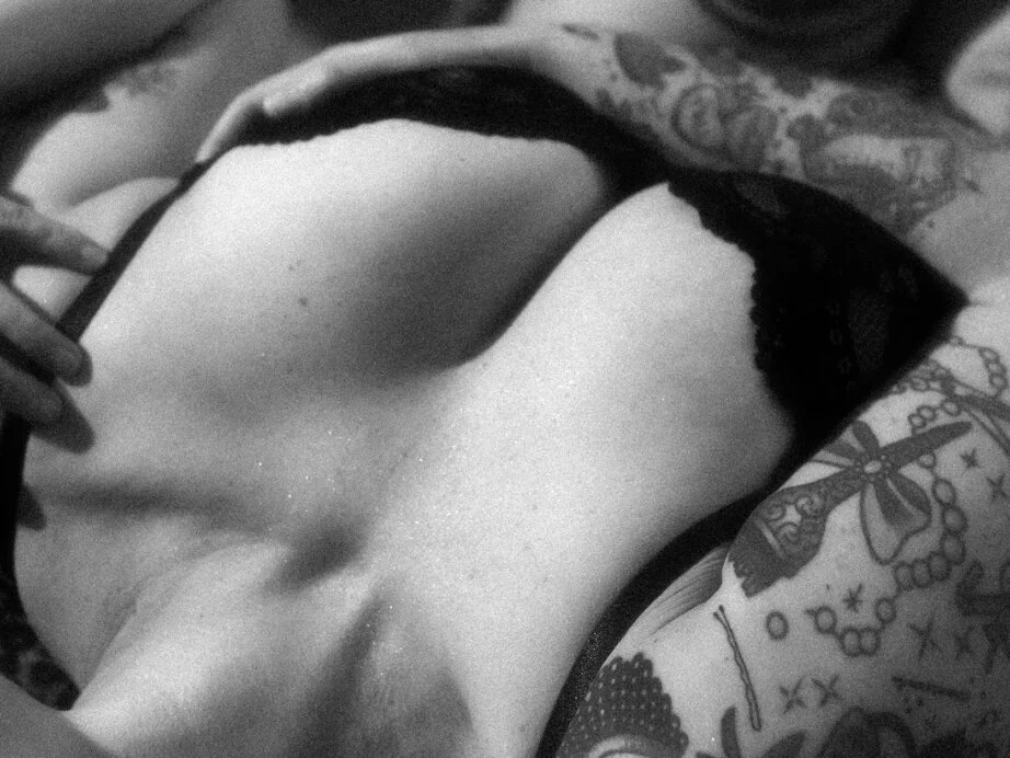 Debwantsu's Offline XXX Chat