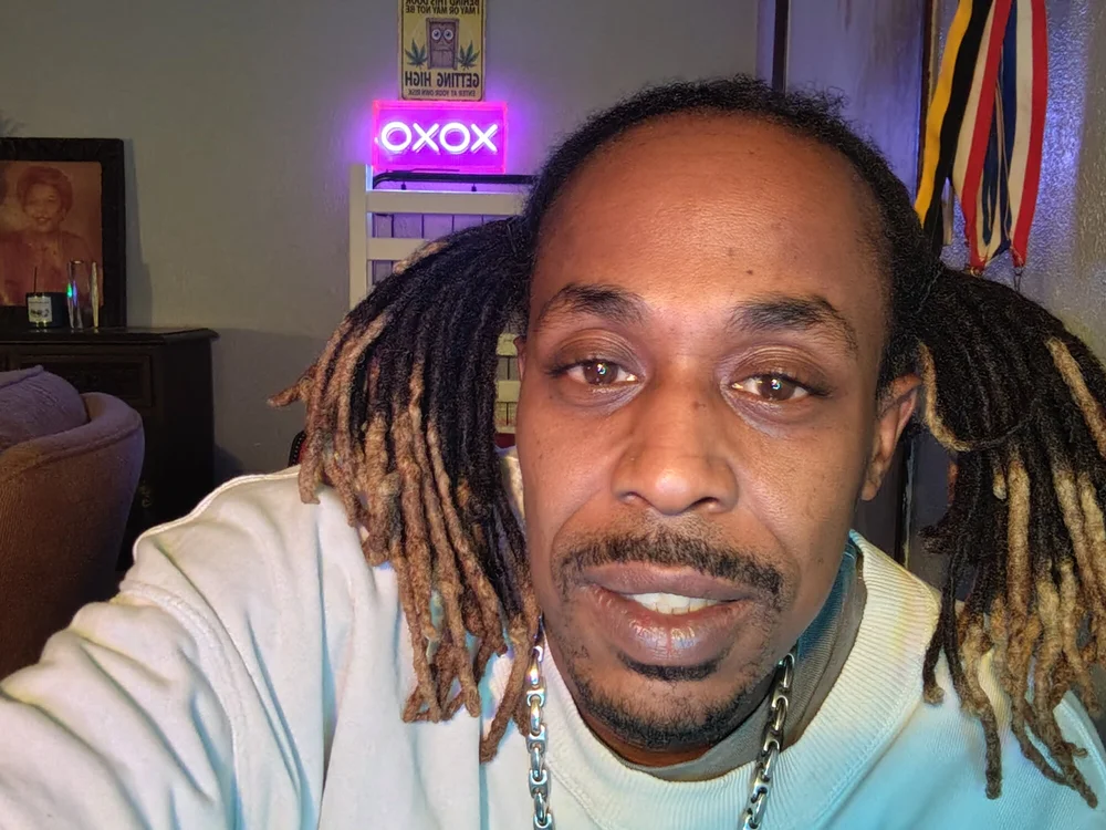 Macdaddydick3000 offline chatrum