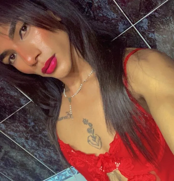 Onika_Maraj2 Chat XXX Ngoại tuyến