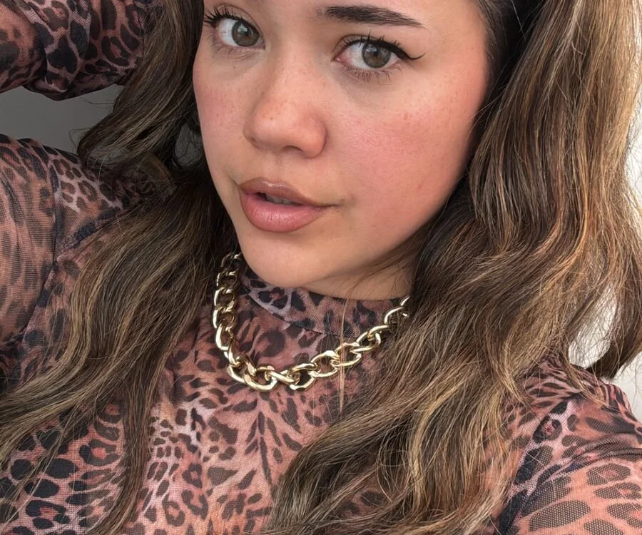 urdreamgiirlmia's Offline Chat Room