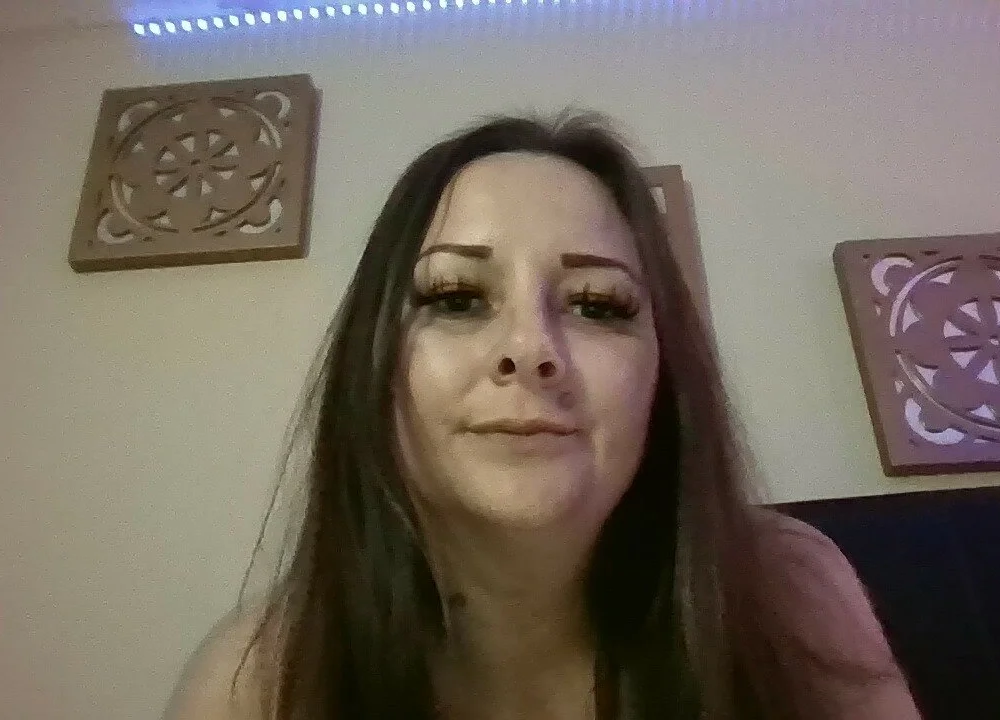 crystalbarbie214's Offline XXX Chat