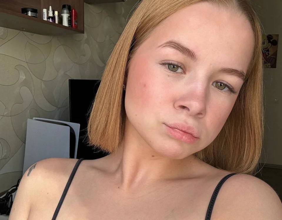 Muse_Nicole's Offline XXX Chat