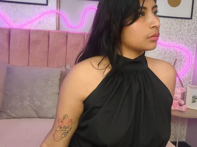 NATALIABREITONS — live female cam