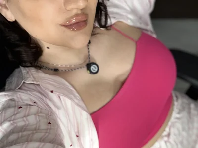 SophieRoouse on StripChat