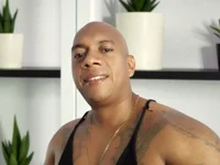 Chat XXX en directo de Tom_miler