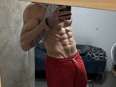 Mpeimpi Male Muscle Live Cam Sex