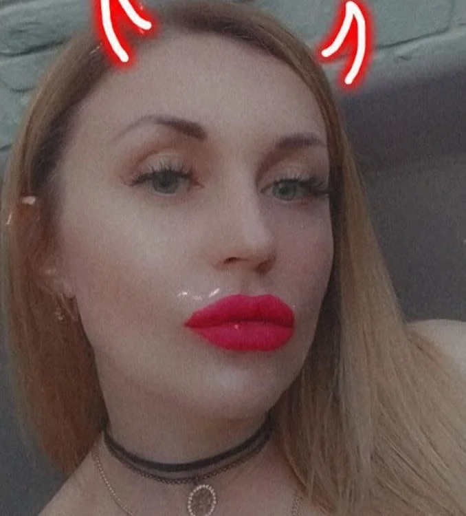 Anti_Angel's Offline Chat Room
