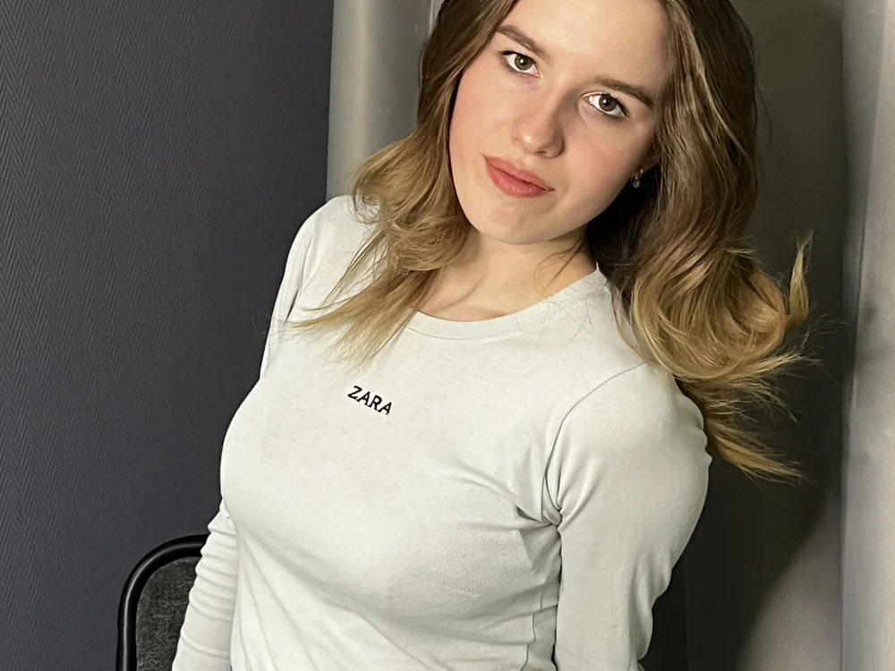 Offline chatovací místnost ErleneBaggs