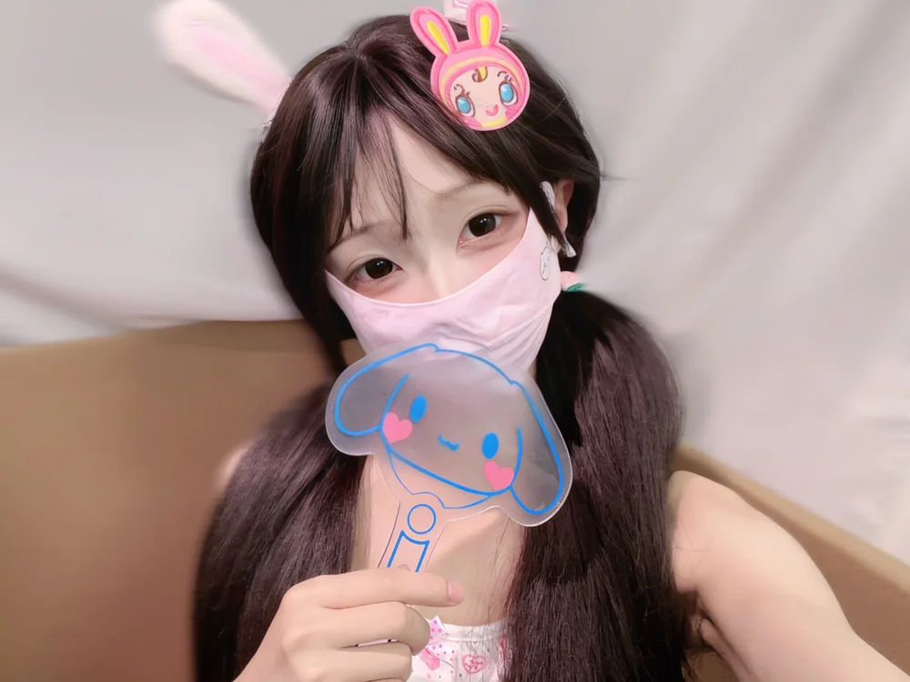 zhizhiby520のオフラインXXXチャット