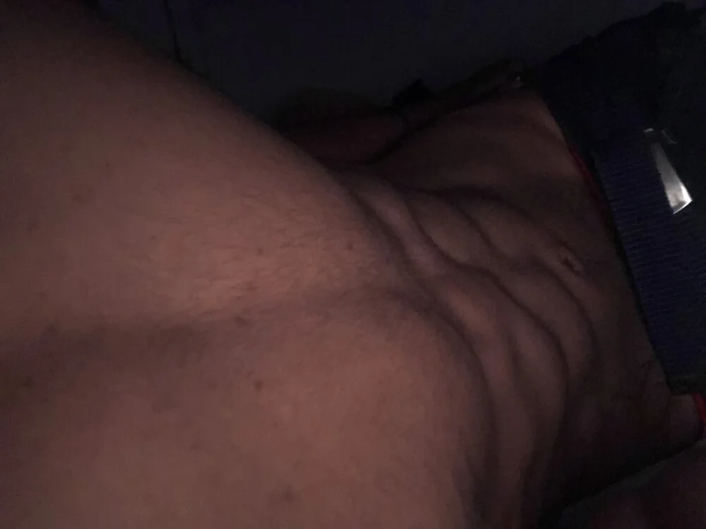 Velrik19's Offline Chat Room