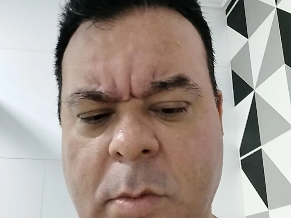 ManpelladFlex's Offline Chat Room