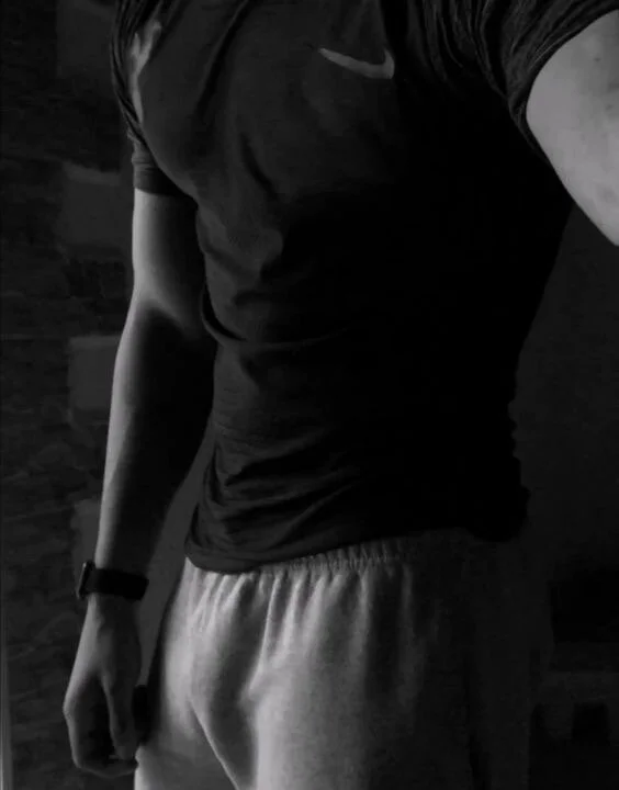 monster20cm Adlı Modelin Çevrimdışı XXX Sohbeti