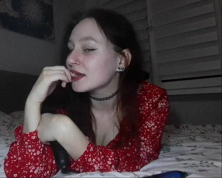 SayMyNameliss' Offline XXX Chat